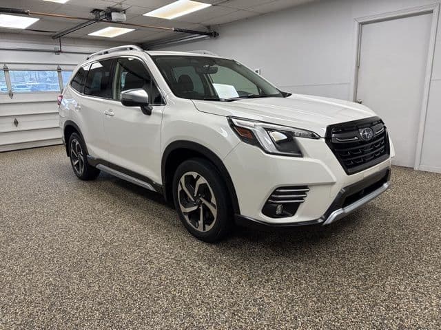 Photo 3 of 2022 Subaru Forester Touring