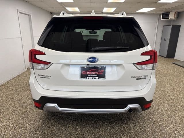 Photo 5 of 2022 Subaru Forester Touring