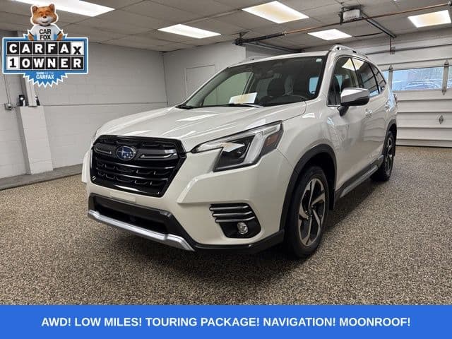Photo 1 of 2022 Subaru Forester Touring