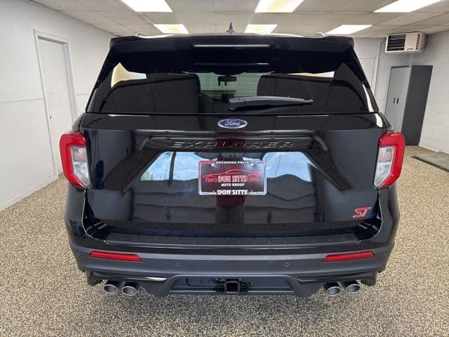 Photo 5 of 2023 Ford Explorer ST