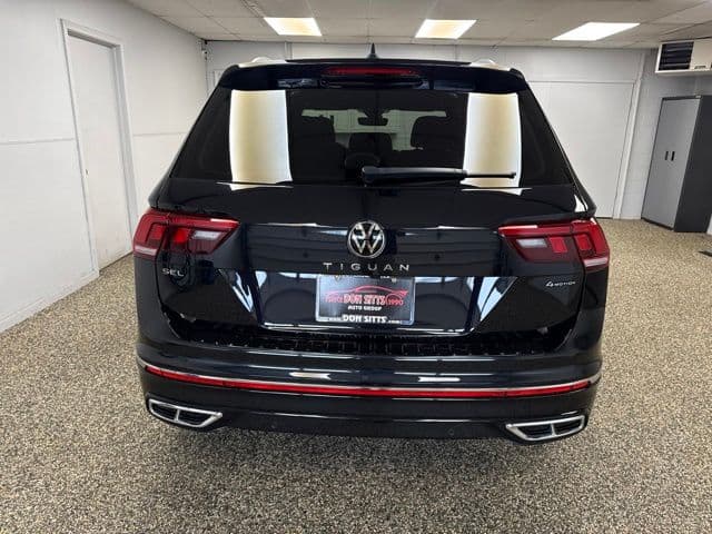 Photo 5 of 2023 Volkswagen Tiguan SEL R-Line 4Motion
