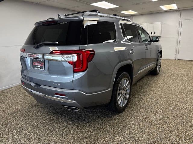 2021 GMC Acadia Denali - Image 4