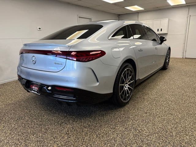 2022 Mercedes-Benz EQS EQS 580 4MATIC - Image 4