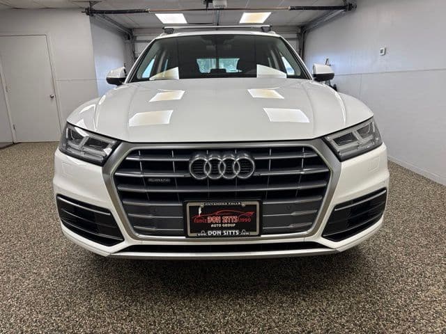 2019 Audi Q5 quattro Premium Plus 45 TFSI - Image 2