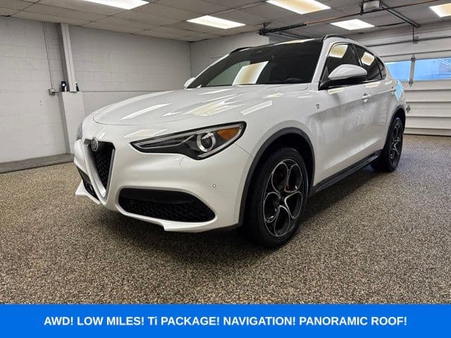 2023 Alfa Romeo Stelvio Ti - Main Image