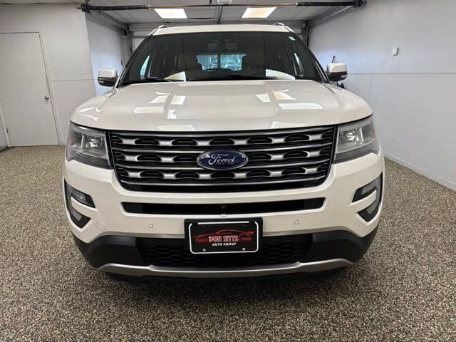 Photo 2 of 2017 Ford Explorer Limited