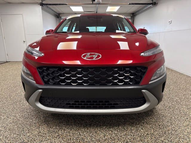 Photo 2 of 2023 Hyundai KONA SE
