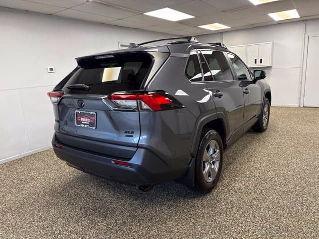 Photo 4 of 2023 Toyota RAV4 XLE