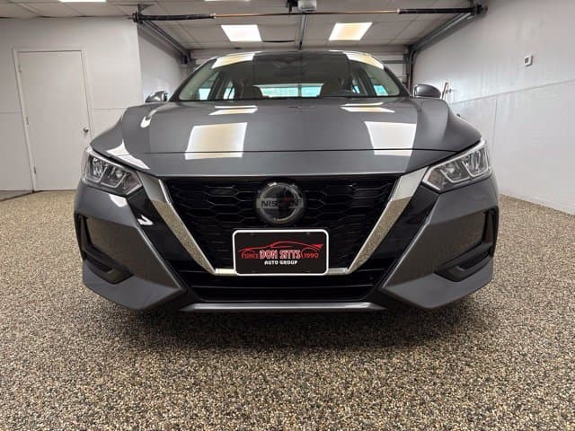 Photo 2 of 2023 Nissan Sentra SV