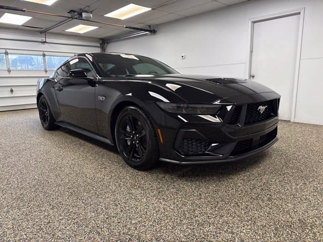 Photo 3 of 2025 Ford Mustang GT