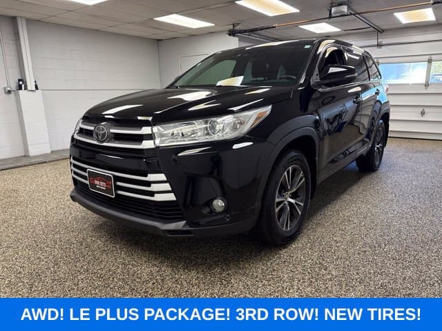 Photo 1 of 2018 Toyota Highlander LE Plus